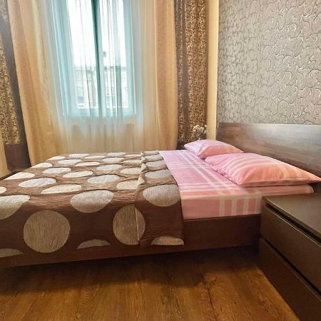 Крехівська 5,Апартаменти В Центрі, Дві Спальні Lviv Exterior foto