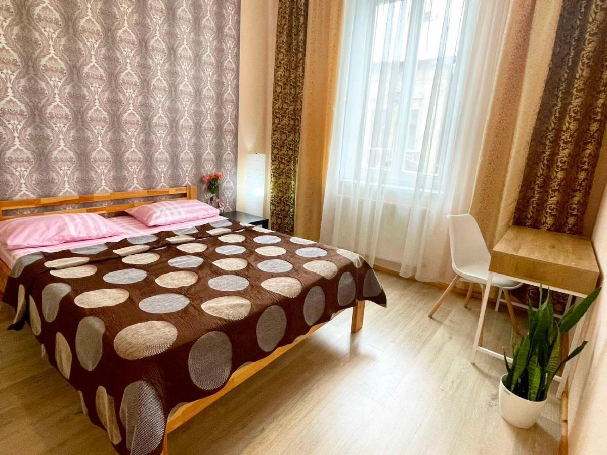 Крехівська 5,Апартаменти В Центрі, Дві Спальні Lviv Exterior foto