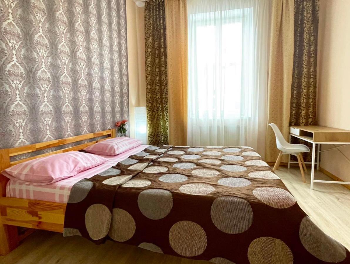 Крехівська 5,Апартаменти В Центрі, Дві Спальні Lviv Exterior foto