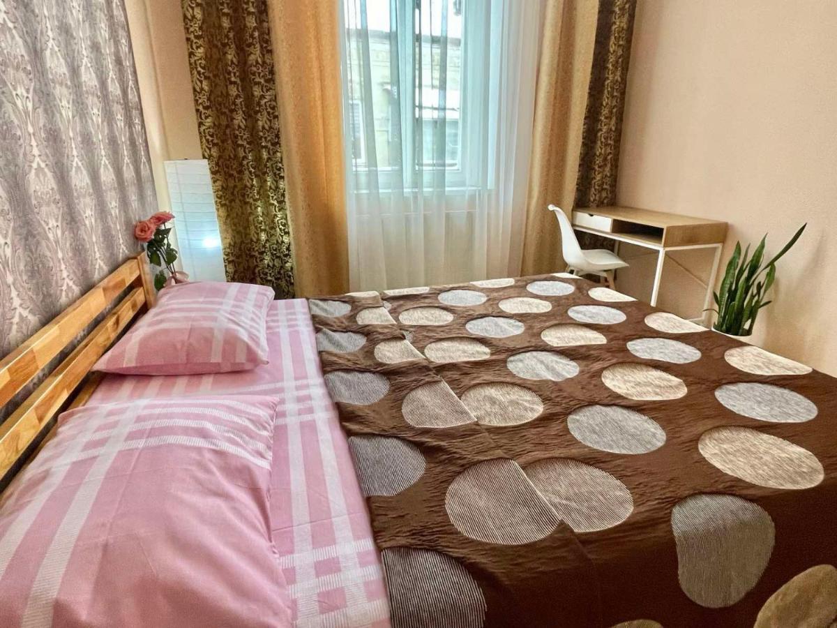 Крехівська 5,Апартаменти В Центрі, Дві Спальні Lviv Exterior foto